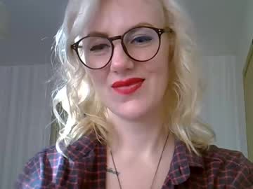 Liza_York Chaturbate stream image from January 18, 2025