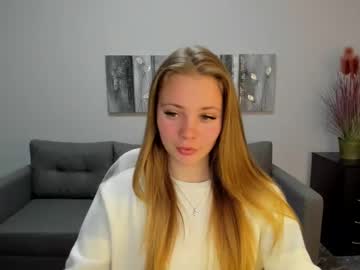 Mary_Reye Chaturbate stream image from January 18, 2025