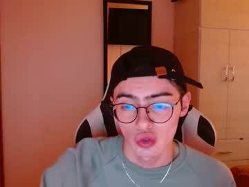 Stiv_Grant Chaturbate stream image from January 18, 2025
