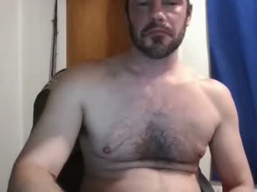 Whiteyrm Chaturbate stream image from January 18, 2025
