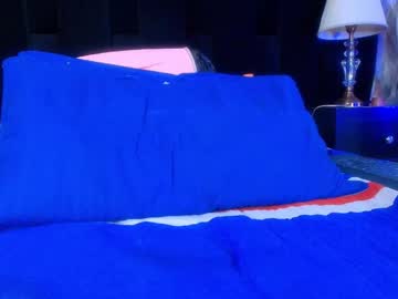 Shelsy_Loreds Chaturbate stream image from January 18, 2025