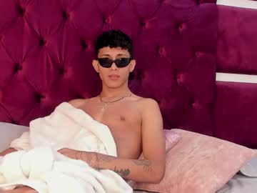 Venuslust_ Chaturbate stream image from January 18, 2025