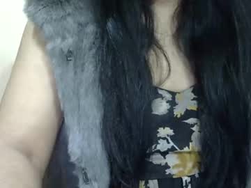 Aaranya Chaturbate stream image from January 18, 2025