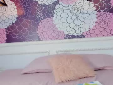 Isaa_Bella_Rose Chaturbate stream image from January 18, 2025