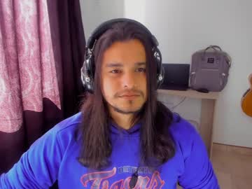 Loganhot22 Chaturbate stream image from January 18, 2025