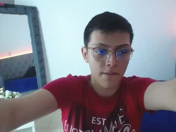 Maicolscott Chaturbate stream image from January 18, 2025