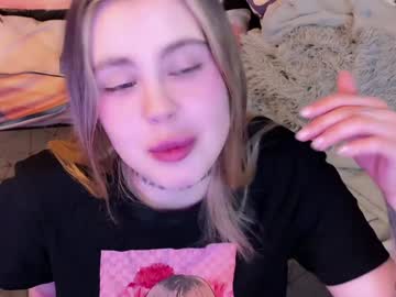 Nyakawaii69 Chaturbate stream image from January 18, 2025