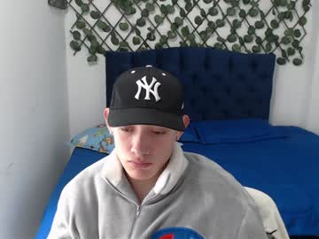 Elian7779 Chaturbate stream image from January 18, 2025