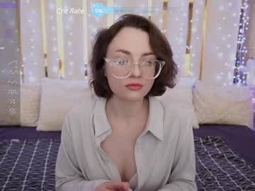 Kirafoxik Chaturbate stream image from January 18, 2025