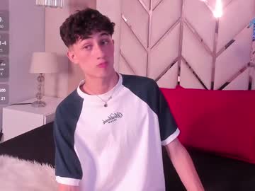 Anthonny5 Chaturbate stream image from January 18, 2025