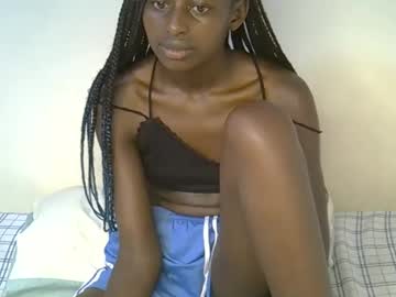 Cocoa_Caramel Chaturbate stream image from January 18, 2025