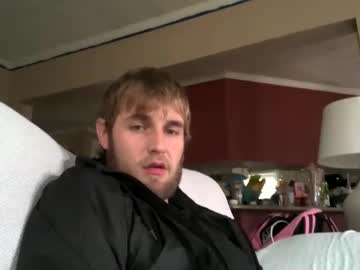 High3ndlowlife Chaturbate stream image from January 18, 2025