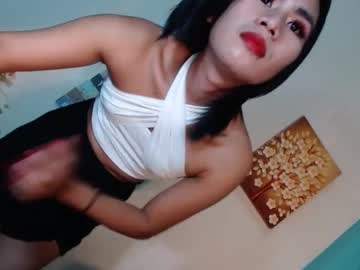 Yourhottie_Winxxx Chaturbate stream image from January 18, 2025