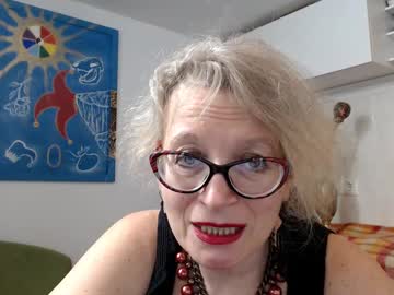 Zosya1111 Chaturbate stream image from January 18, 2025