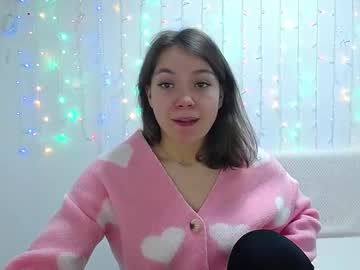 Kiradripe Chaturbate stream image from January 18, 2025