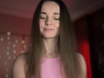 Lanaloulou Chaturbate stream image from January 18, 2025