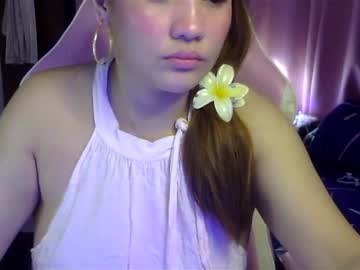 Queen_Kur Chaturbate stream image from January 18, 2025