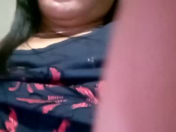 Shomaigirl Chaturbate stream image from January 18, 2025