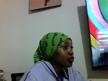 Chocobarbie10 Chaturbate stream image from January 18, 2025