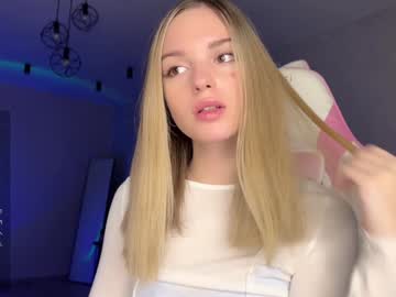 Hornybunnyss Chaturbate stream image from January 18, 2025