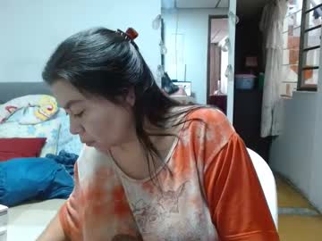 Karolhot_X Chaturbate stream image from January 18, 2025
