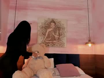 Kiim_Taaylor Chaturbate stream image from January 18, 2025