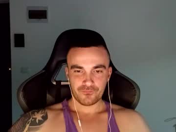 Mu5clemania Chaturbate stream image from January 18, 2025