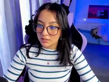 Soy___Lili Chaturbate stream image from January 18, 2025