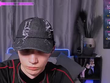 Travis_Godess Chaturbate stream image from January 18, 2025