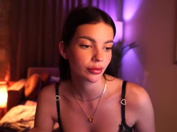 Lahaina_Noon Chaturbate stream image from January 18, 2025