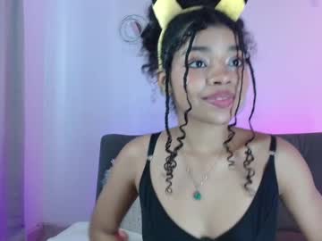 Lucie_Petite Chaturbate stream image from January 18, 2025
