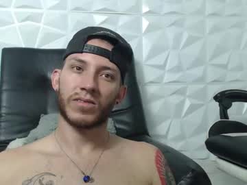 Tom_Rogerss Chaturbate stream image from January 18, 2025