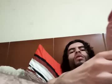 Alejo22cm69 Chaturbate stream image from January 18, 2025