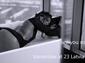 Carry_Magic_ Chaturbate stream image from January 18, 2025