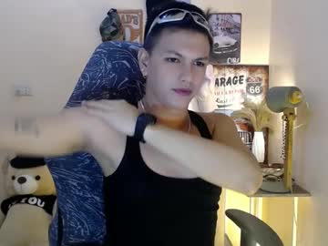 Dax_X Chaturbate stream image from January 18, 2025