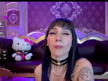 Electraraptiss Chaturbate stream image from January 18, 2025