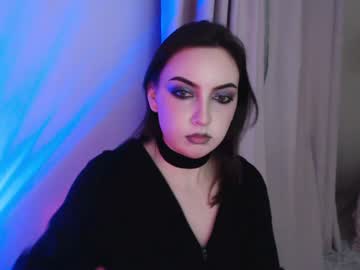 Fooldoll Chaturbate stream image from January 18, 2025