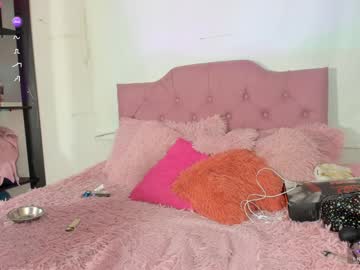 Isabella_Kiss2 Chaturbate stream image from January 18, 2025