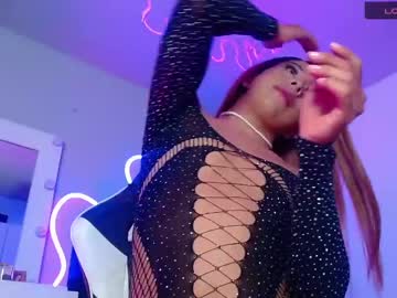 Isabelladoll_19 Chaturbate stream image from January 18, 2025