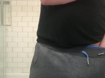 Milkitdaddy Chaturbate stream image from January 18, 2025