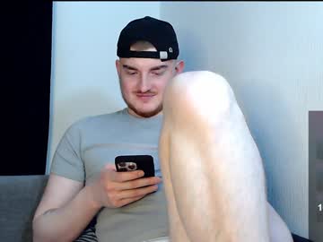 Redvai Chaturbate stream image from January 18, 2025