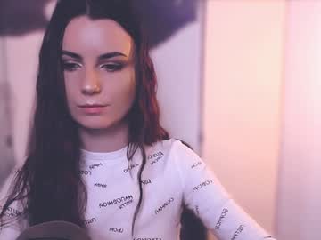 Too_Beautiful Chaturbate stream image from January 18, 2025