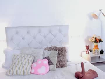 Hanna_Miilano Chaturbate stream image from January 18, 2025
