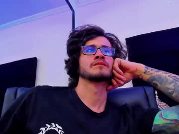Loggan_Donnelly Chaturbate stream image from January 18, 2025