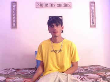 Harrythomson1 Chaturbate stream image from January 18, 2025