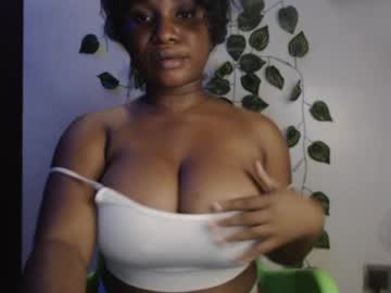 Honey_Xdoll Chaturbate stream image from January 18, 2025
