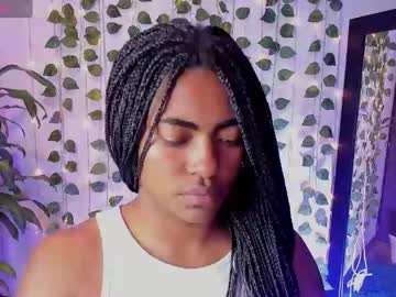 Bigdickklatin Chaturbate stream image from January 19, 2025