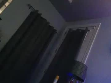 Jlovindemsm Chaturbate stream image from January 19, 2025