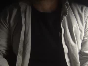 Mondoturk Chaturbate stream image from January 19, 2025
