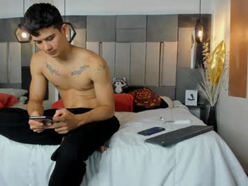 Yizus_Bonz Chaturbate stream image from January 19, 2025